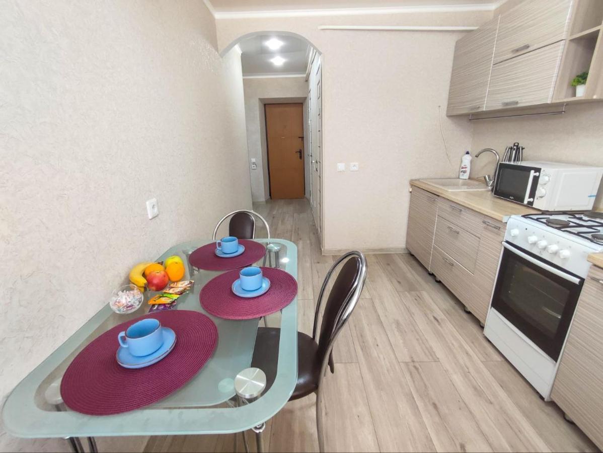 2-Х Комнатная Квартира В Центре На Ул.Бородина 107 Qostanay Esterno foto
